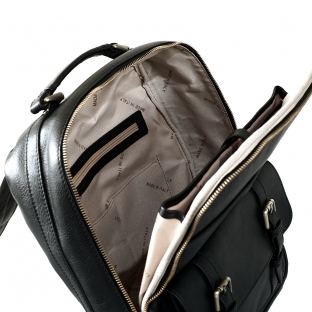 Rucsac barbati pentru laptop din piele naturala,negru. R126